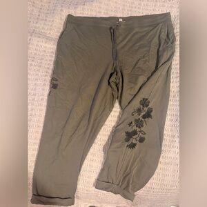 J. Jill Olive Green Pants with Dark Olive Embroidery